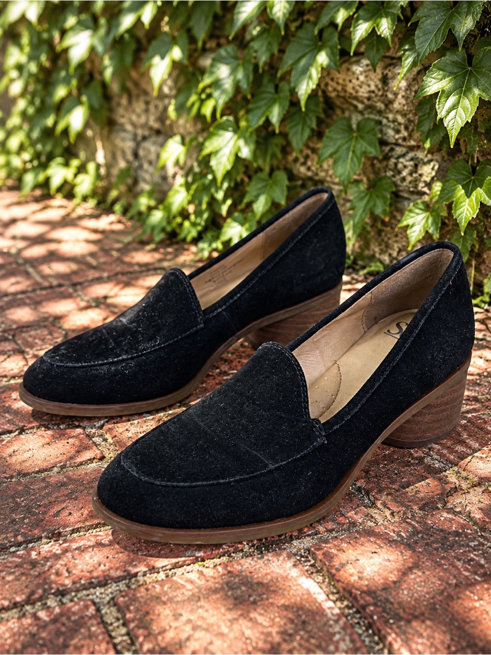 SOFFT Black Suede Minimalist Stacked Heel Casual Preppy Loafers, 8M